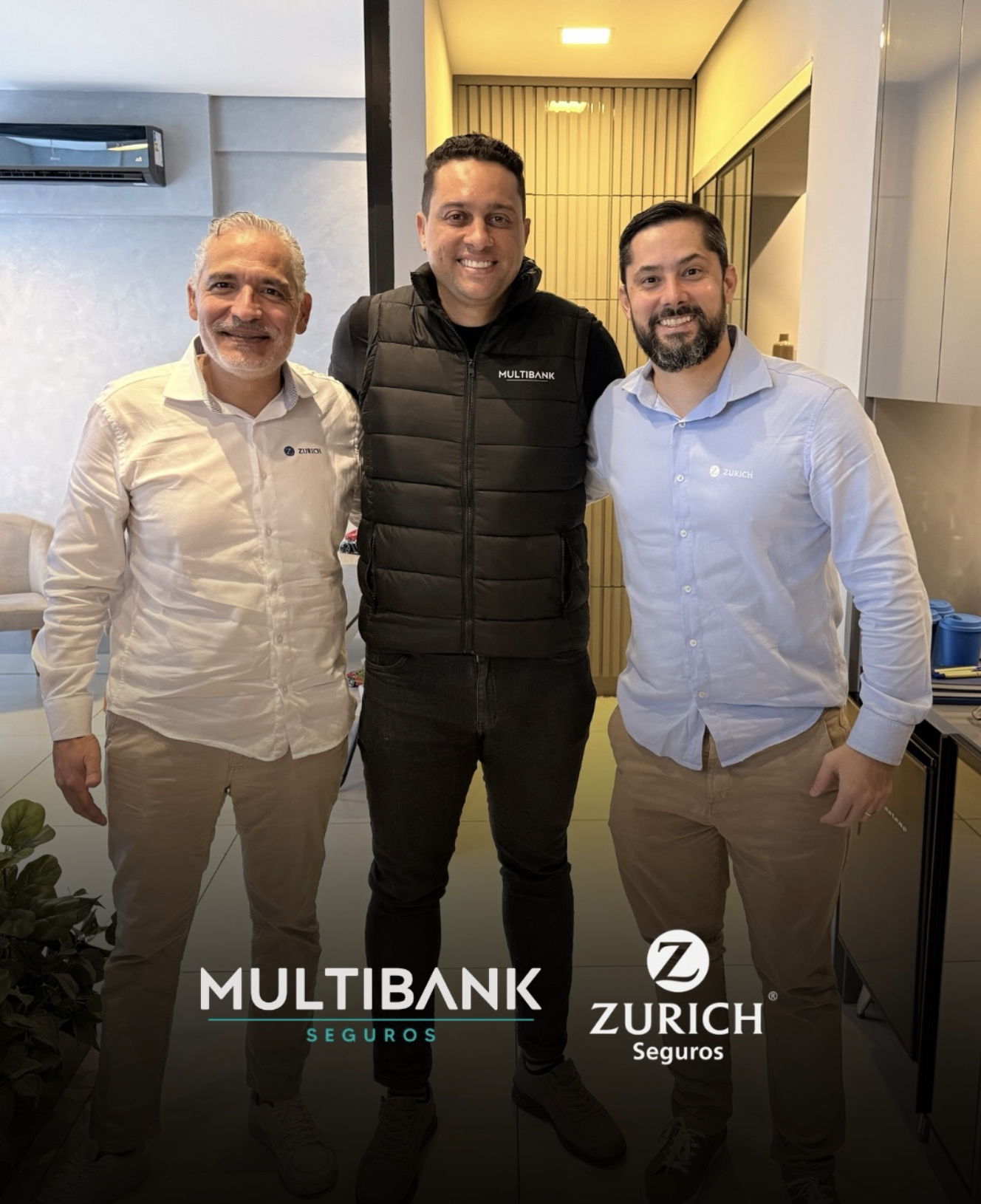 Equipe Multibank em encontro com representantes da Zurich Seguros