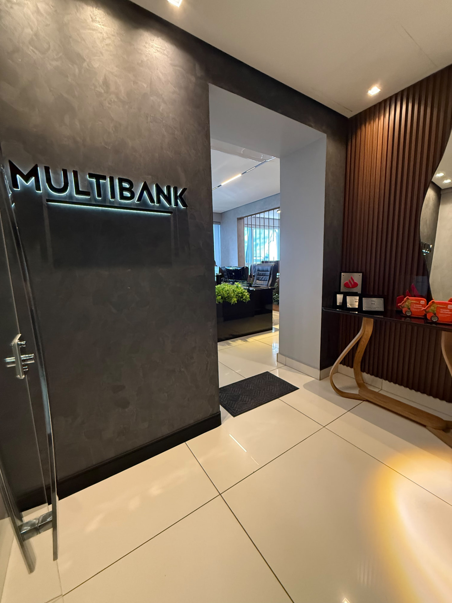 Recepção da sede da Multibank em Betim