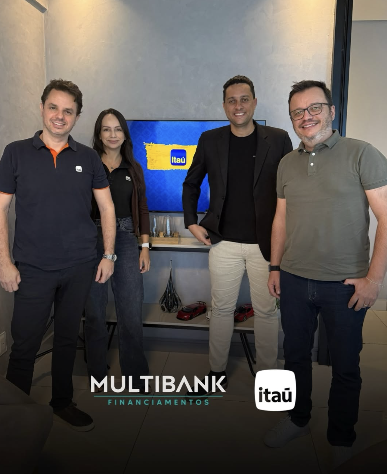 Equipe Multibank em encontro com representantes do Itaú